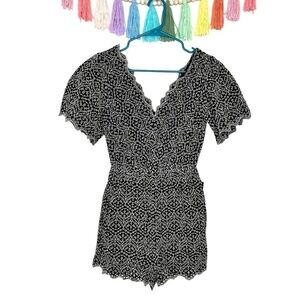 Express Boho Western Embroidered Eyelet Scallop Short Sleeve Romper Size XS